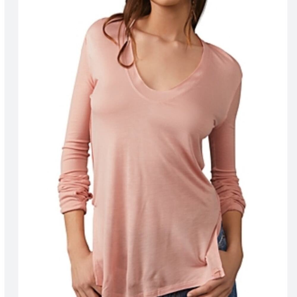 Free People We the Free Pink V Neck Long Sleeve Tee size S